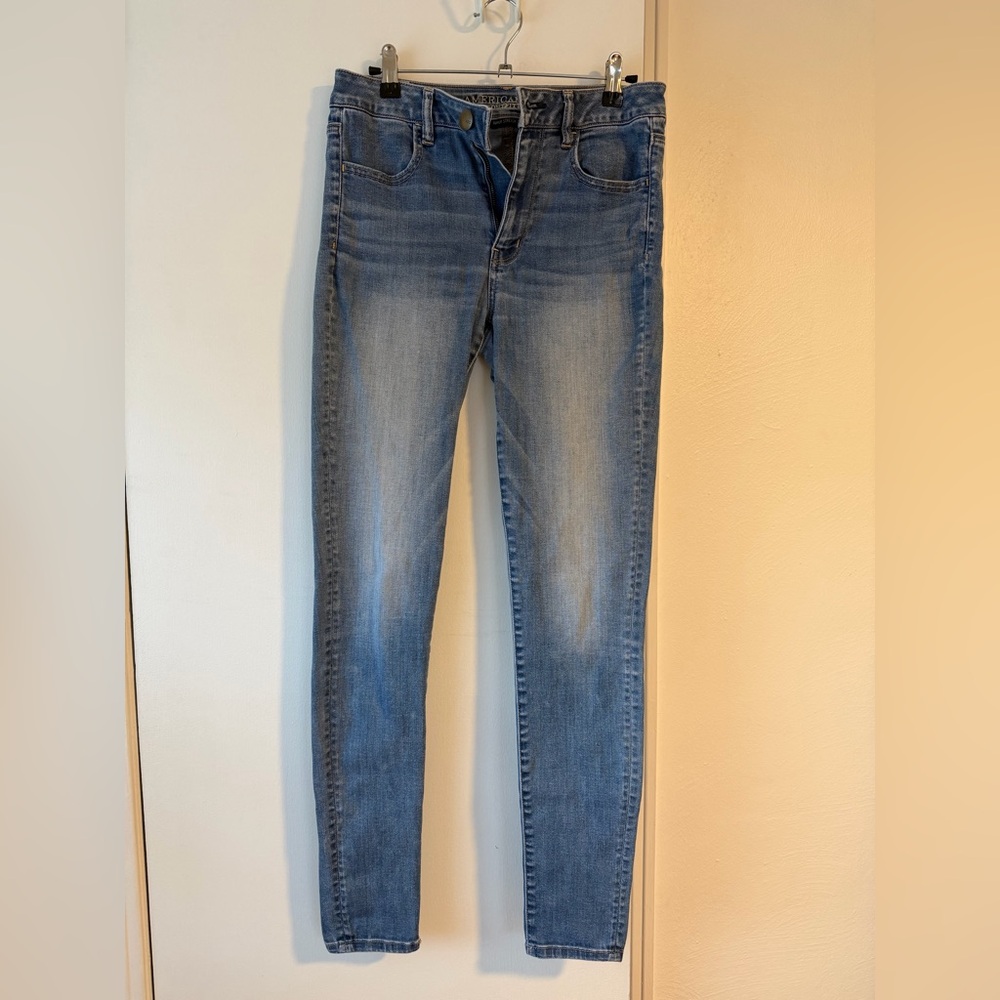American Eagle Outfitters Light Blue Skinny Jeans